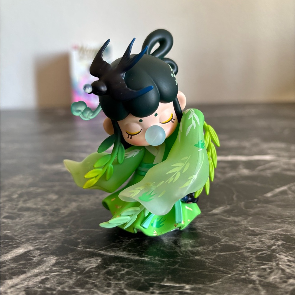 Nanci Chinese Poetry Series Figurine - Confirmed Dancing Willow